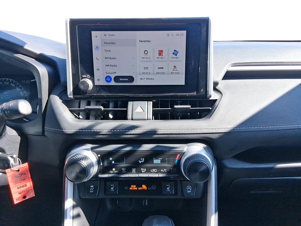 2024 Toyota RAV4 LE AWD in Stratford, Ontario - 15 - w1024h768px
