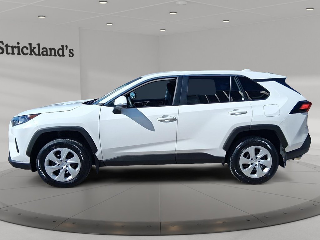 2024 Toyota RAV4 LE AWD in Stratford, Ontario - 5 - w1024h768px