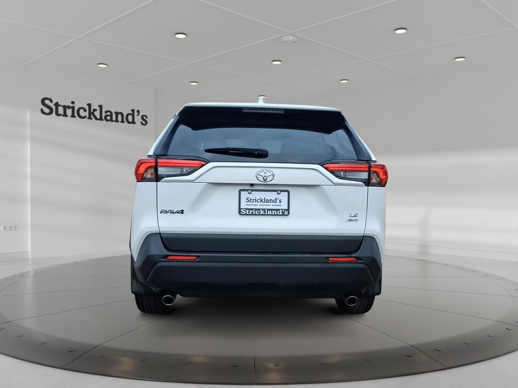 2024 Toyota RAV4 LE AWD in Stratford, Ontario - 3 - w1024h768px