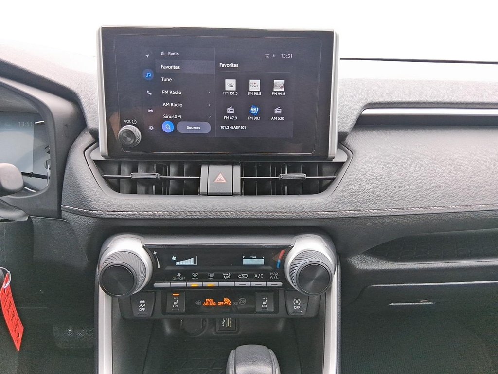 2024 Toyota RAV4 LE AWD in Stratford, Ontario - 15 - w1024h768px