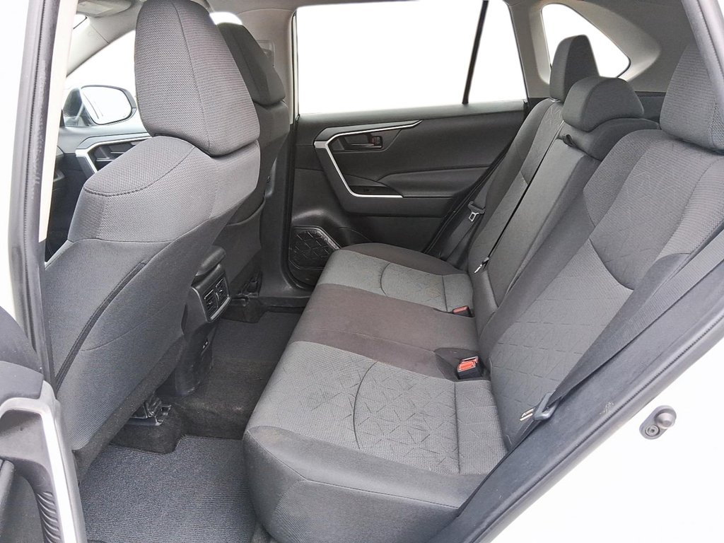 2024 Toyota RAV4 LE AWD in Stratford, Ontario - 9 - w1024h768px