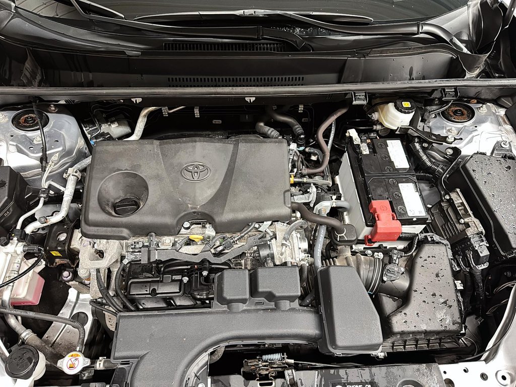 2024 Toyota RAV4 LE AWD in Stratford, Ontario - 7 - w1024h768px