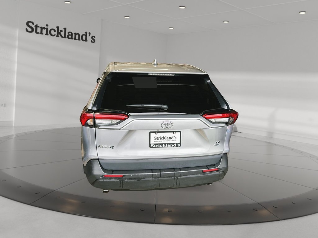 2024 Toyota RAV4 LE AWD in Stratford, Ontario - 4 - w1024h768px