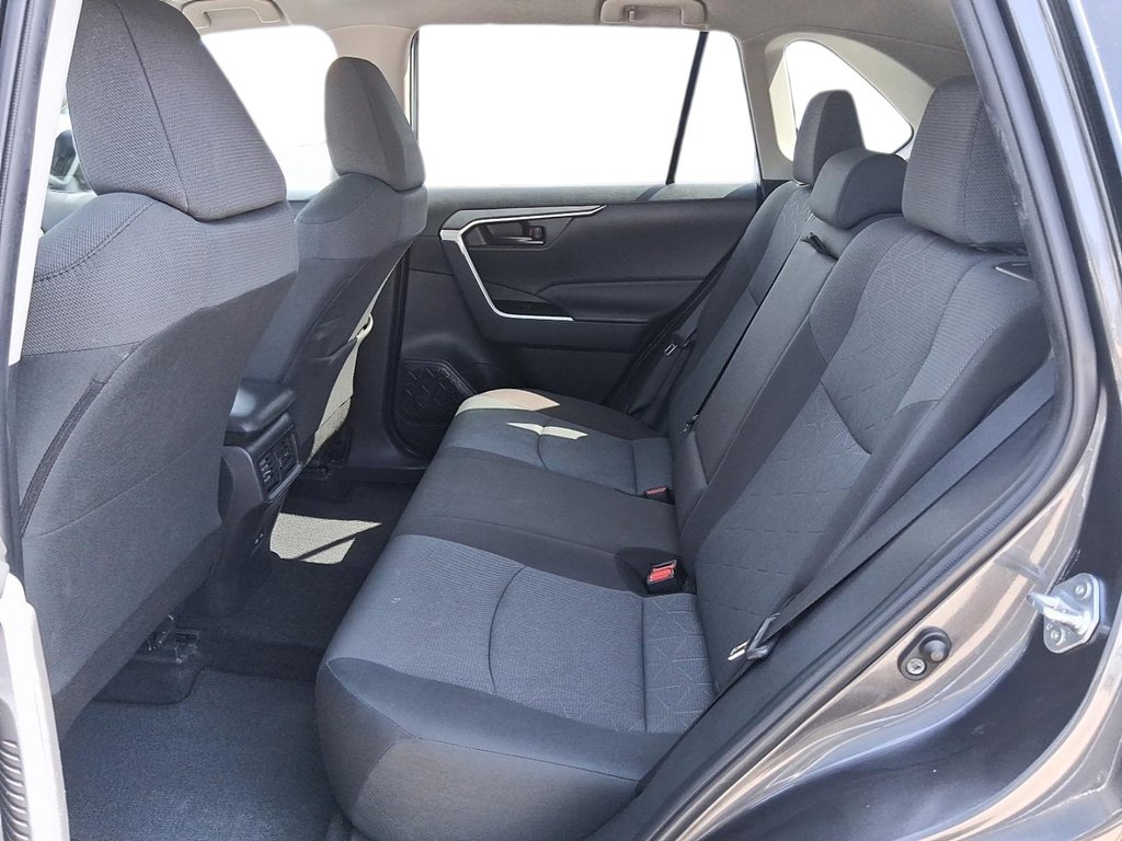 2024 Toyota RAV4 LE AWD in Stratford, Ontario - 9 - w1024h768px