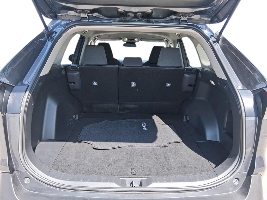 2024 Toyota RAV4 LE AWD in Stratford, Ontario - 6 - w1024h768px