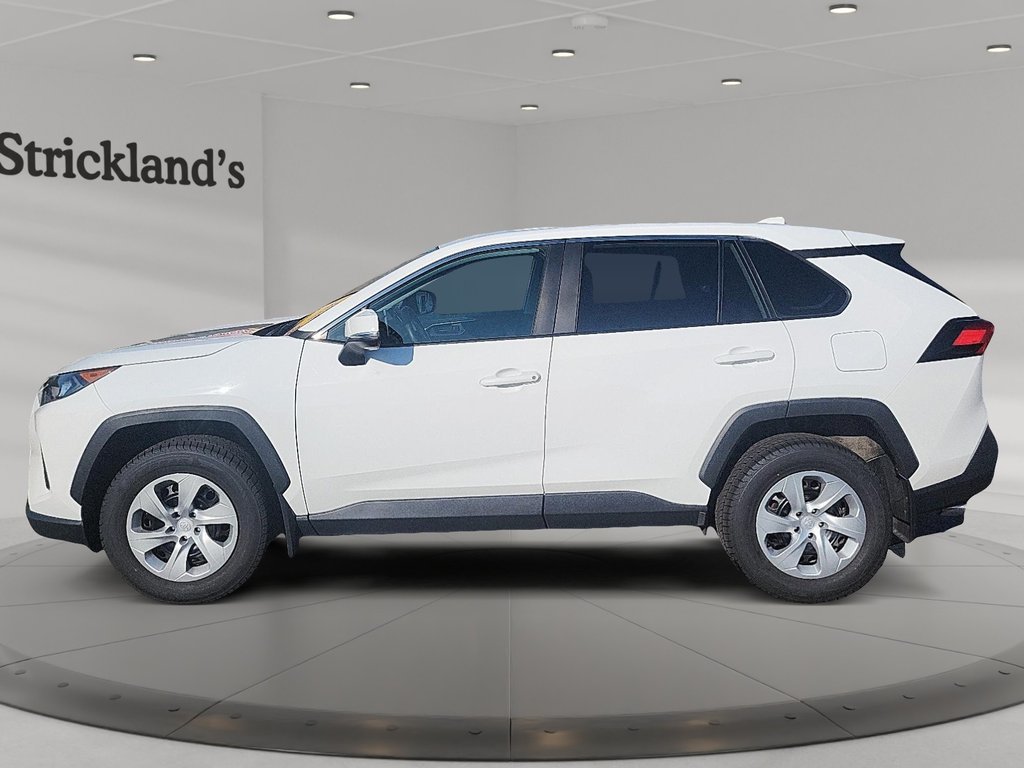 2024 Toyota RAV4 LE AWD in Stratford, Ontario - 5 - w1024h768px