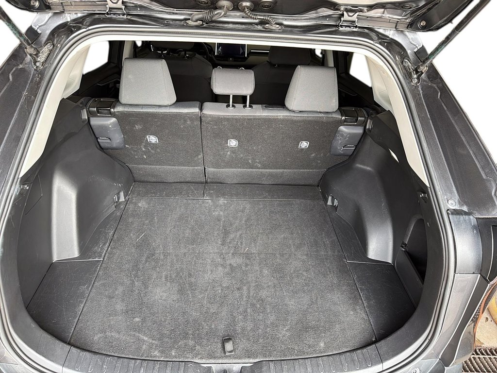 2024 Toyota RAV4 LE AWD in Stratford, Ontario - 6 - w1024h768px