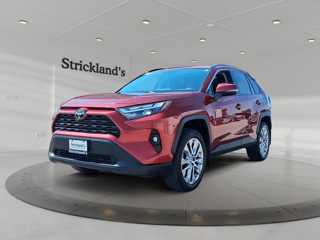 2024 Toyota RAV4 XLE AWD in Stratford, Ontario - 1 - w1024h768px