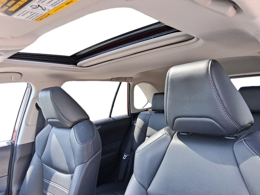 2024 Toyota RAV4 XLE AWD in Stratford, Ontario - 17 - w1024h768px