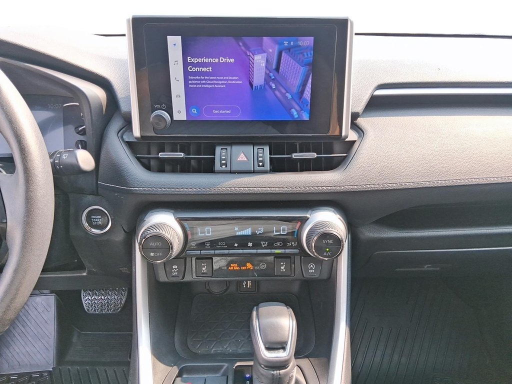 2024 Toyota RAV4 XLE AWD in Stratford, Ontario - 15 - w1024h768px