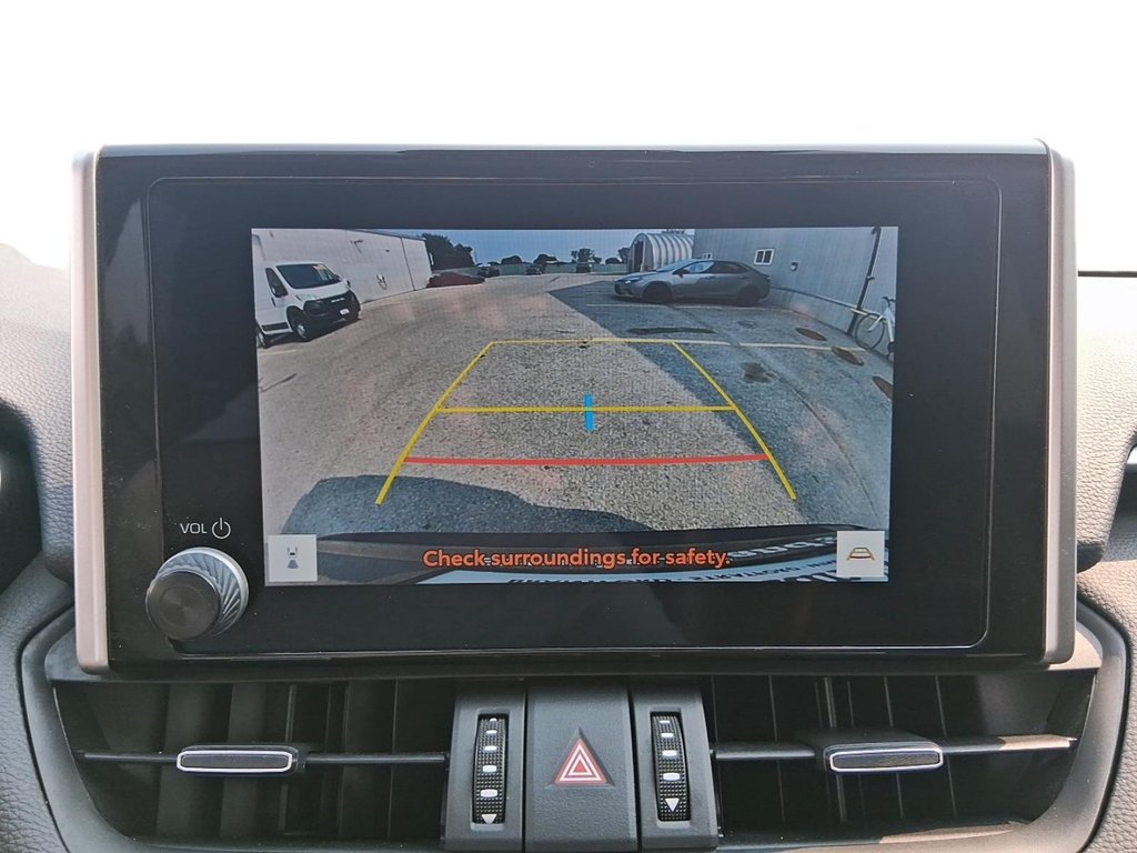 2024 Toyota RAV4 XLE AWD in Stratford, Ontario - 18 - w1024h768px