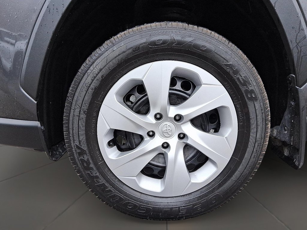 2025 Toyota RAV4 LE AWD in Stratford, Ontario - 7 - w1024h768px