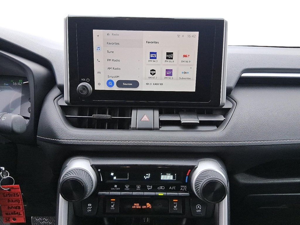 2025 Toyota RAV4 LE AWD in Stratford, Ontario - 15 - w1024h768px