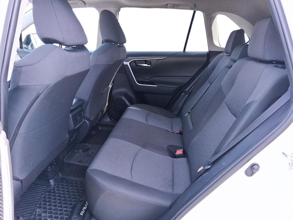 2025 Toyota RAV4 XLE AWD in Stratford, Ontario - 9 - w1024h768px