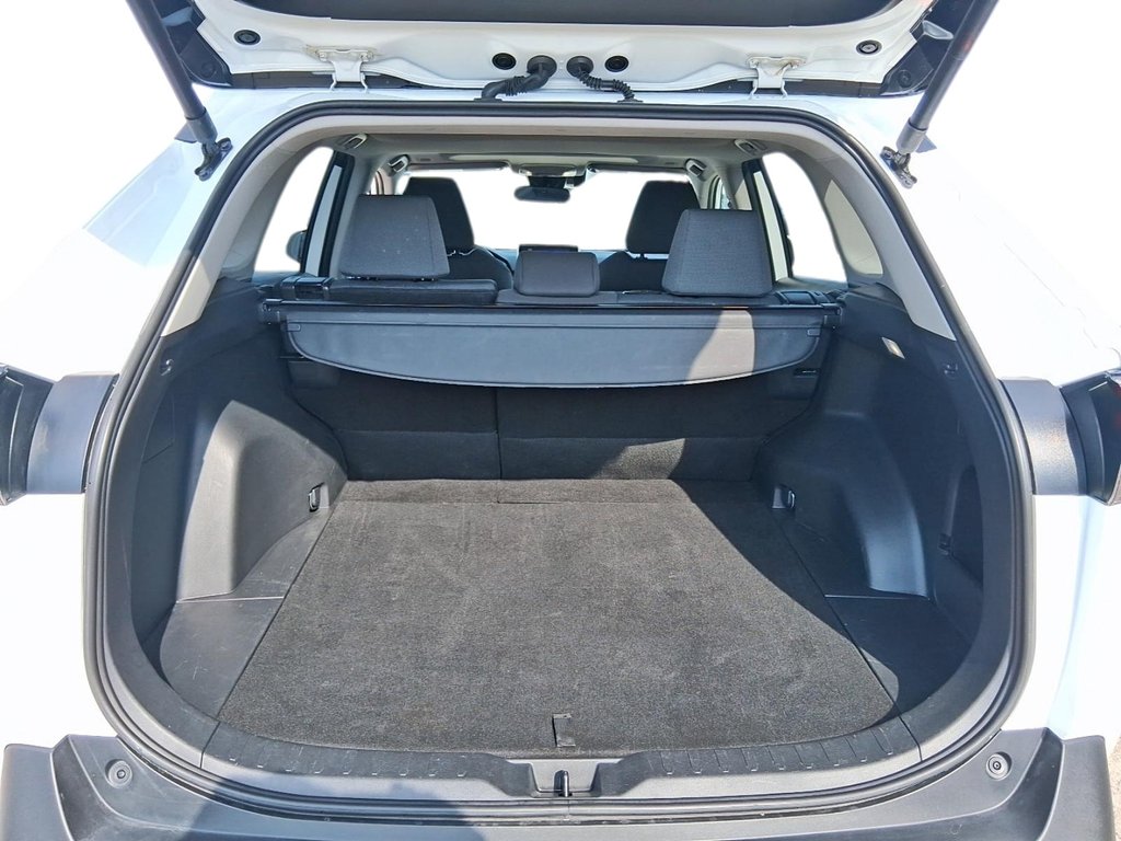 2025 Toyota RAV4 XLE AWD in Stratford, Ontario - 6 - w1024h768px