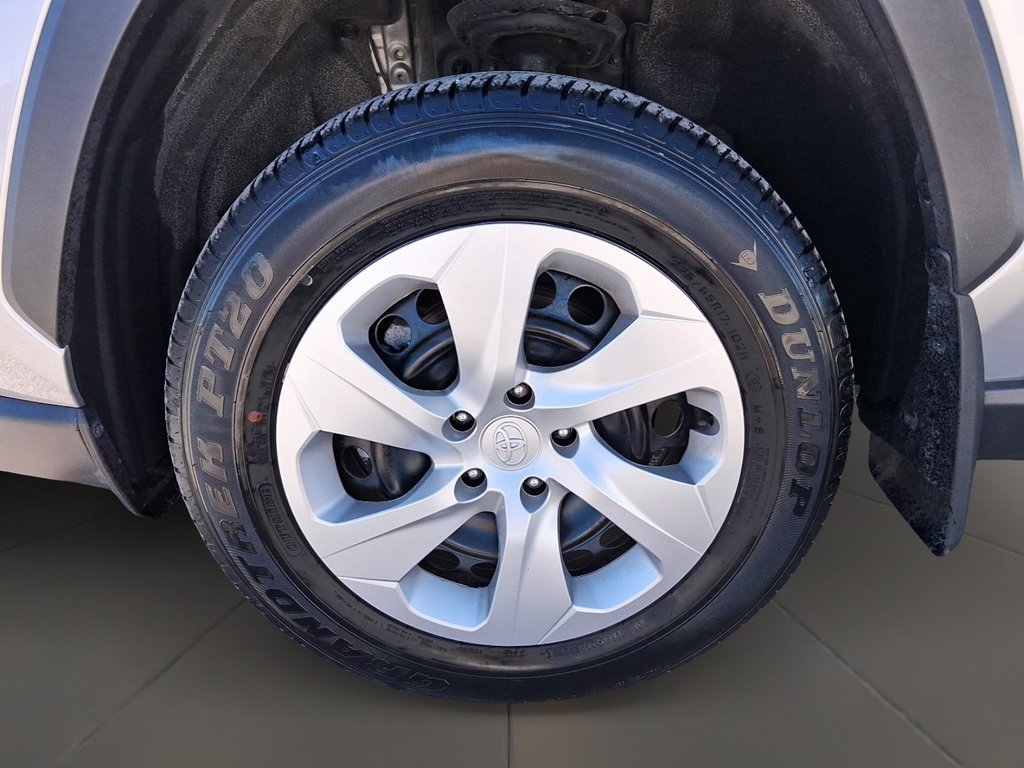 2025 Toyota RAV4 LE AWD in Stratford, Ontario - 7 - w1024h768px