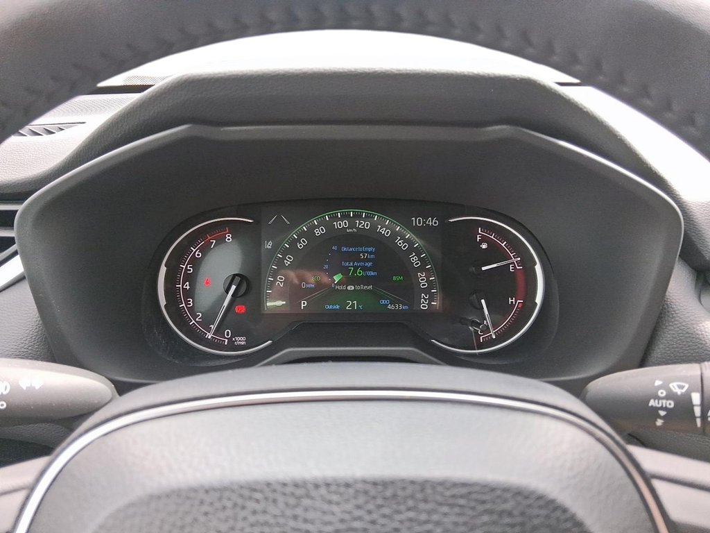 2025 Toyota RAV4 XLE AWD in Stratford, Ontario - 14 - w1024h768px