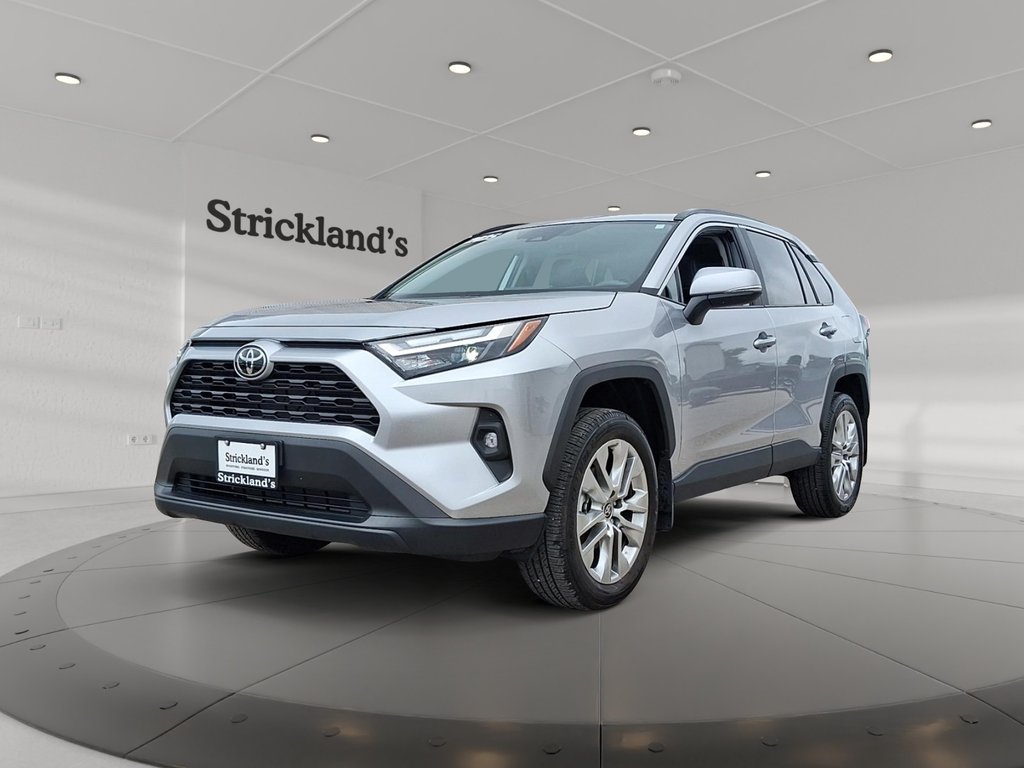 2025 Toyota RAV4 XLE AWD in Stratford, Ontario - 1 - w1024h768px