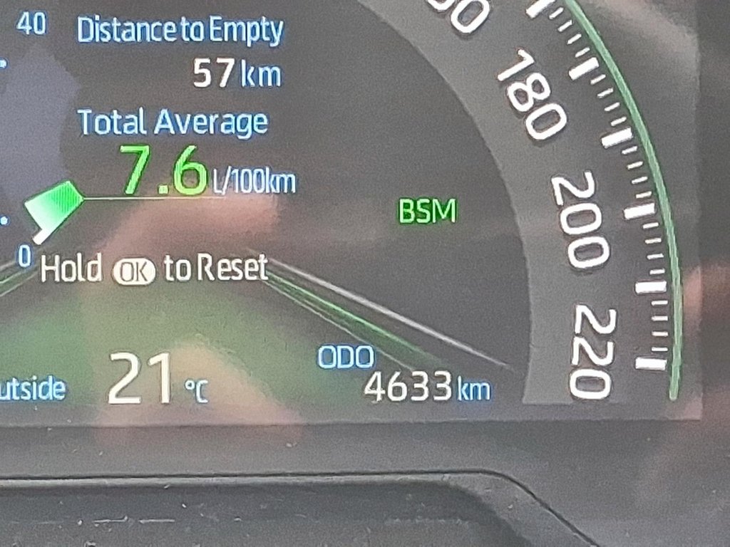 2025 Toyota RAV4 XLE AWD in Stratford, Ontario - 13 - w1024h768px