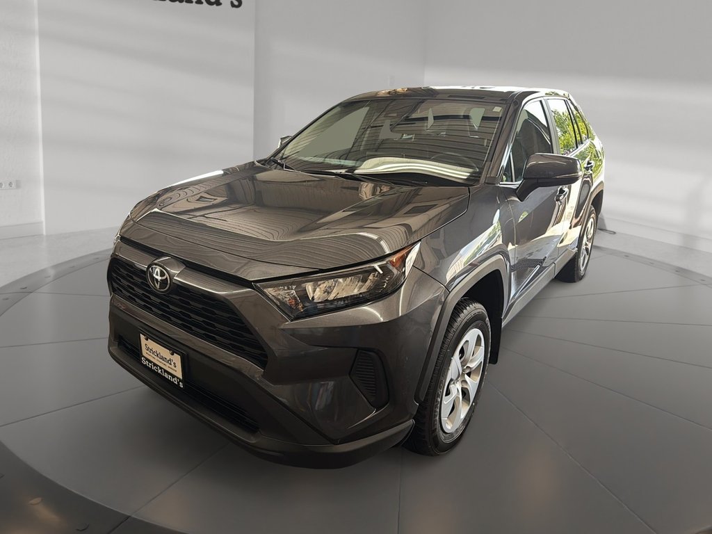 2025 Toyota RAV4 LE AWD in Stratford, Ontario - 1 - w1024h768px