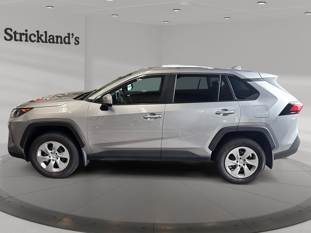 2025 Toyota RAV4 LE AWD in Stratford, Ontario - 5 - w1024h768px