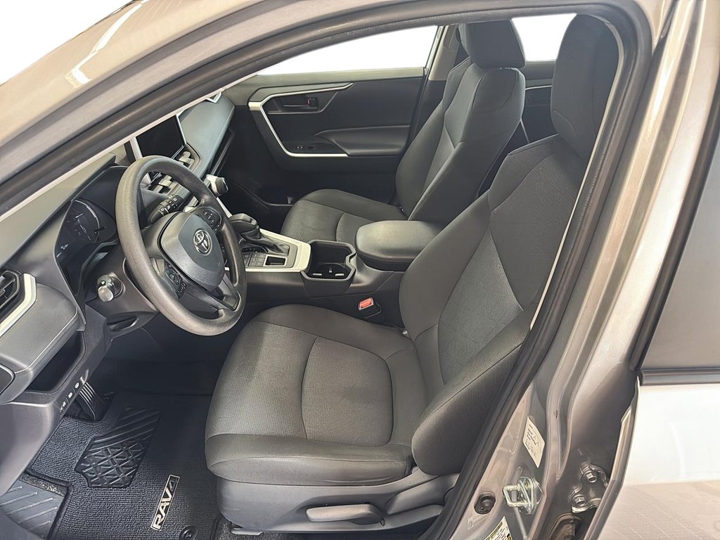 2025 Toyota RAV4 LE AWD in Stratford, Ontario - 8 - w1024h768px