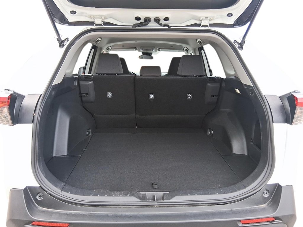 2025 Toyota RAV4 LE AWD in Stratford, Ontario - 6 - w1024h768px