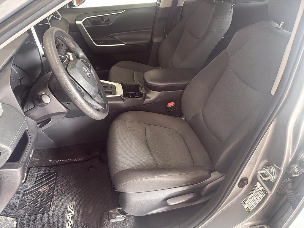 2025 Toyota RAV4 LE AWD in Stratford, Ontario - 8 - w1024h768px