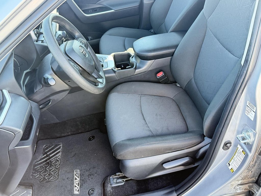 2025 Toyota RAV4 LE AWD in Stratford, Ontario - 8 - w1024h768px