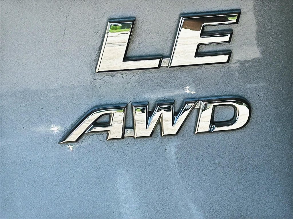 2025 Toyota RAV4 LE AWD in Stratford, Ontario - 15 - w1024h768px