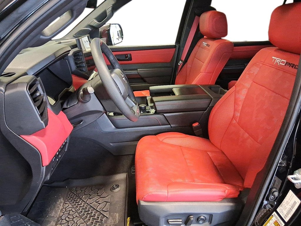 2025 Toyota Sequoia Hybrid Sequoia Limited in Stratford, Ontario - 9 - w1024h768px