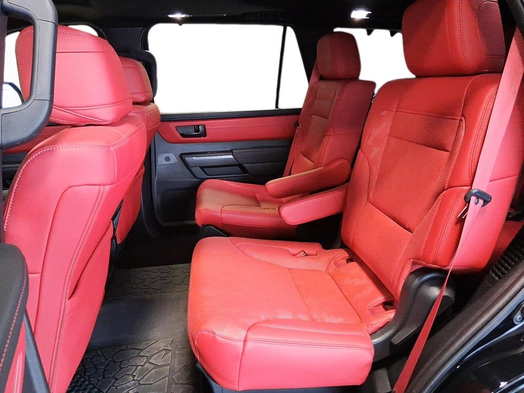 2025 Toyota Sequoia Hybrid Sequoia Limited in Stratford, Ontario - 10 - w1024h768px