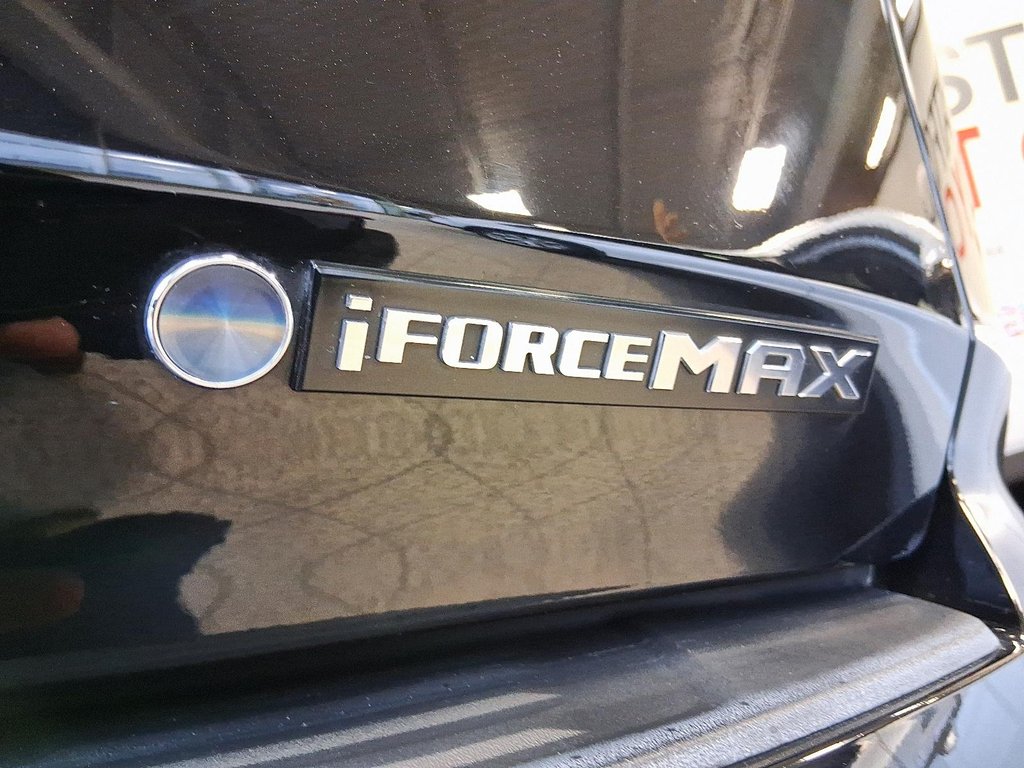 2025 Toyota Sequoia Hybrid Sequoia Limited in Stratford, Ontario - 8 - w1024h768px