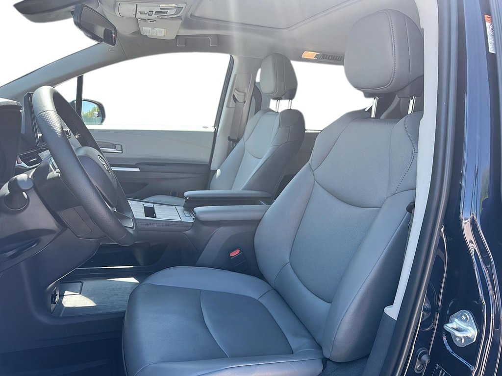 2024 Toyota Sienna Hybrid Sienna XLE 8-Pass in Stratford, Ontario - 8 - w1024h768px