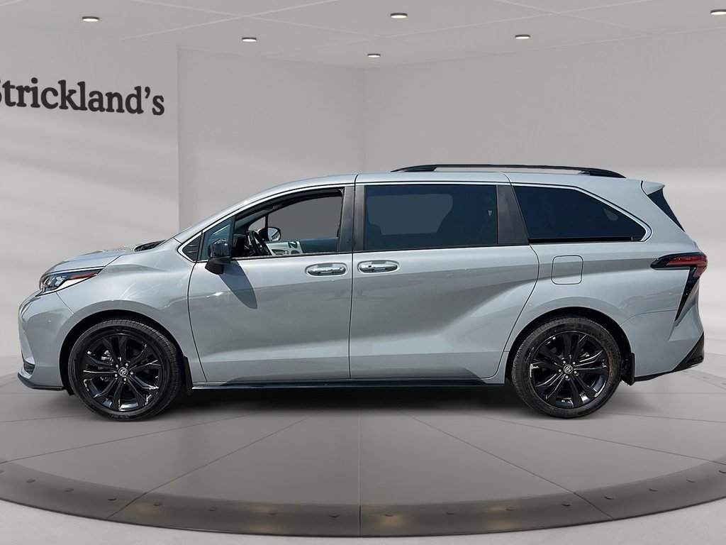 2024 Toyota Sienna Hybrid XSE 7-Pass in Stratford, Ontario - 5 - w1024h768px