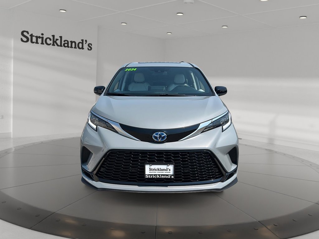 2024 Toyota Sienna Hybrid XSE 7-Pass in Stratford, Ontario - 2 - w1024h768px