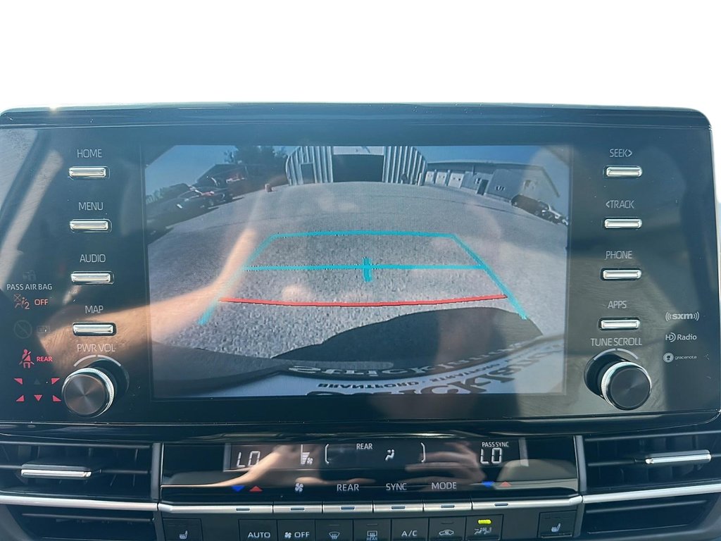 2024 Toyota Sienna Hybrid XSE 7-Pass in Stratford, Ontario - 16 - w1024h768px