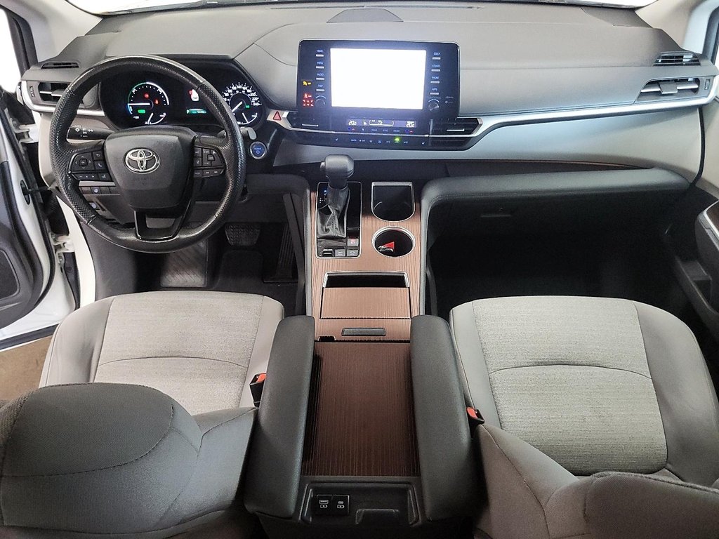 2024 Toyota Sienna Hybrid Sienna LE AWD 8-Pass in Stratford, Ontario - 9 - w1024h768px