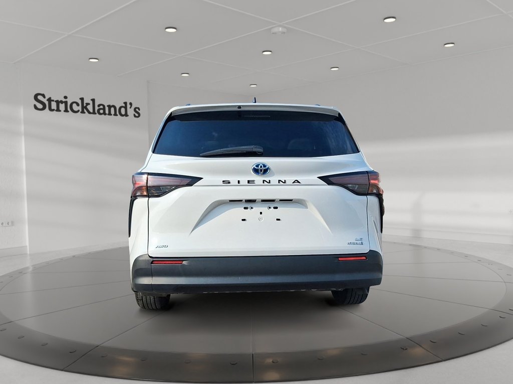 2024 Toyota Sienna Hybrid Sienna LE AWD 8-Pass in Stratford, Ontario - 3 - w1024h768px