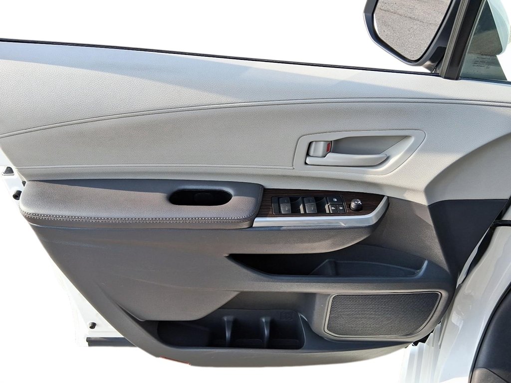 2024 Toyota Sienna Hybrid Sienna LE AWD 8-Pass in Stratford, Ontario - 12 - w1024h768px