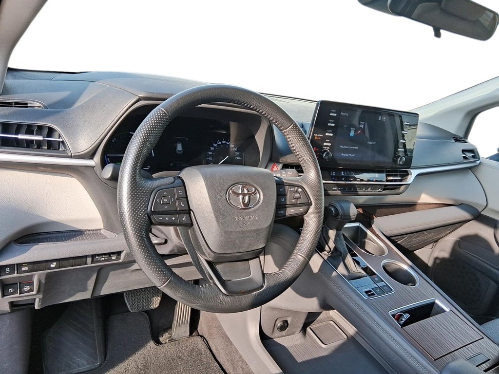 2024 Toyota Sienna Hybrid Sienna LE AWD 8-Pass in Stratford, Ontario - 11 - w1024h768px