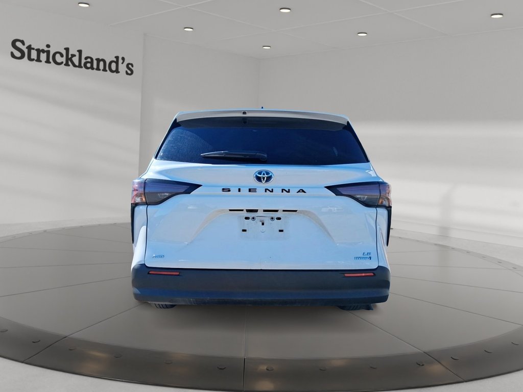 2024 Toyota Sienna Hybrid Sienna LE 8-Pass in Stratford, Ontario - 5 - w1024h768px