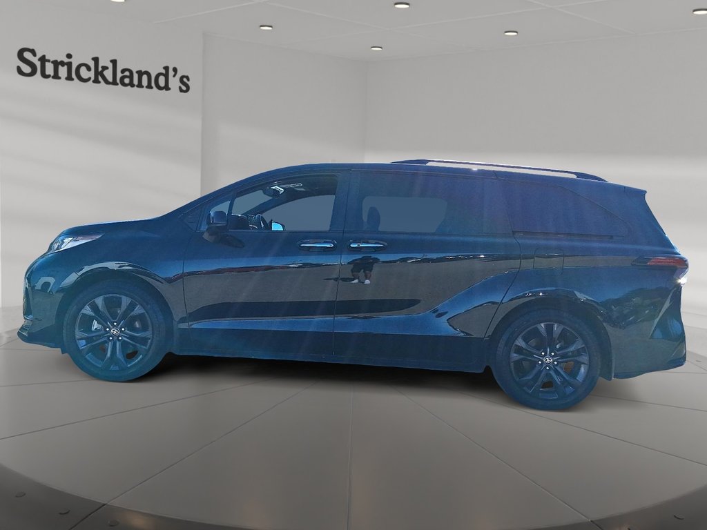 2025 Toyota Sienna Hybrid Sienna XSE 7-Pass in Stratford, Ontario - 5 - w1024h768px