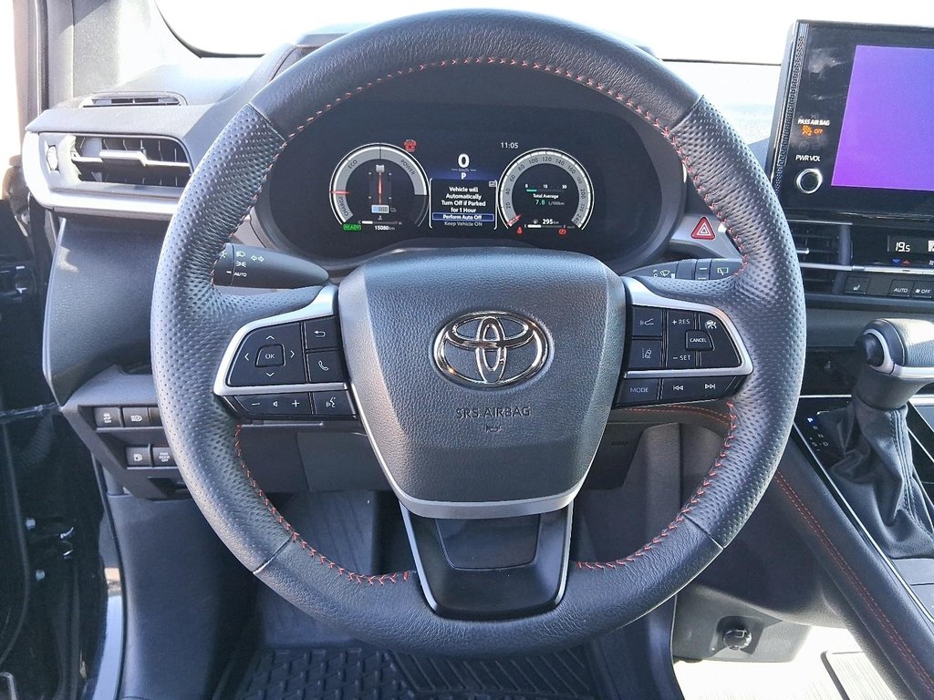 2025 Toyota Sienna Hybrid Sienna XSE 7-Pass in Stratford, Ontario - 11 - w1024h768px