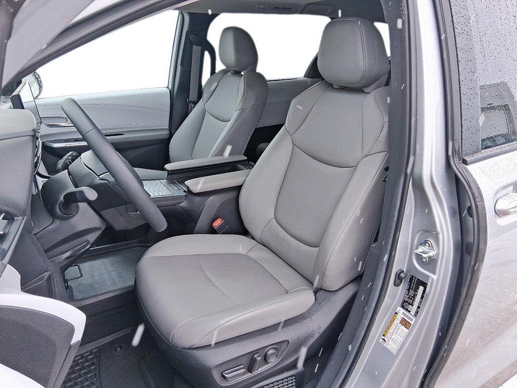 2025 Toyota Sienna Hybrid Sienna XLE 8-Pass in Stratford, Ontario - 8 - w1024h768px