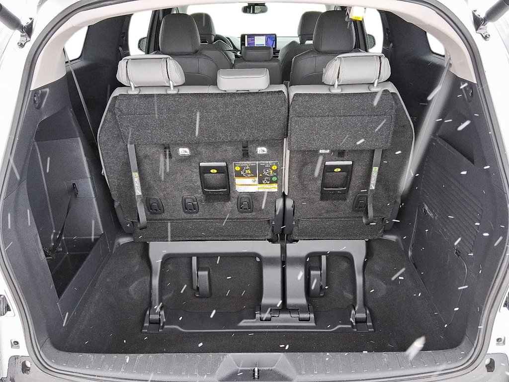 2025 Toyota Sienna Hybrid Sienna XLE 8-Pass in Stratford, Ontario - 6 - w1024h768px