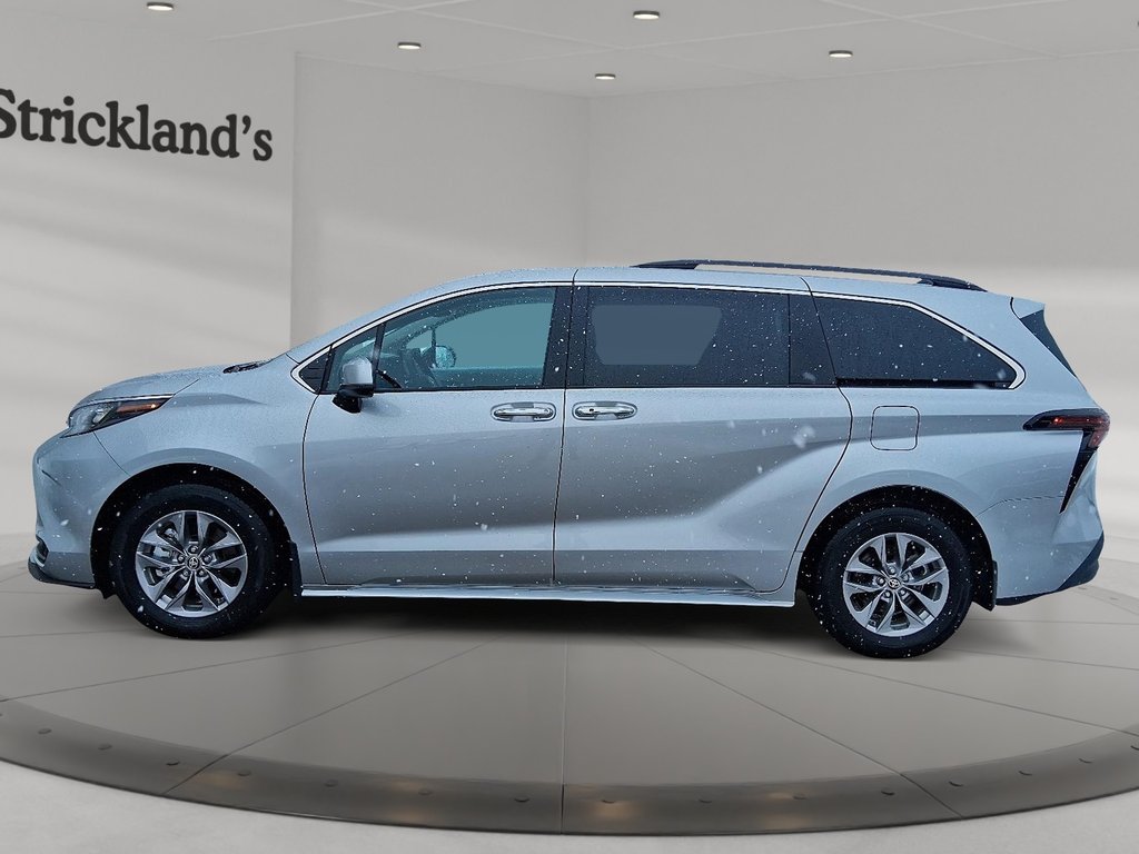 2025 Toyota Sienna Hybrid Sienna XLE 8-Pass in Stratford, Ontario - 5 - w1024h768px