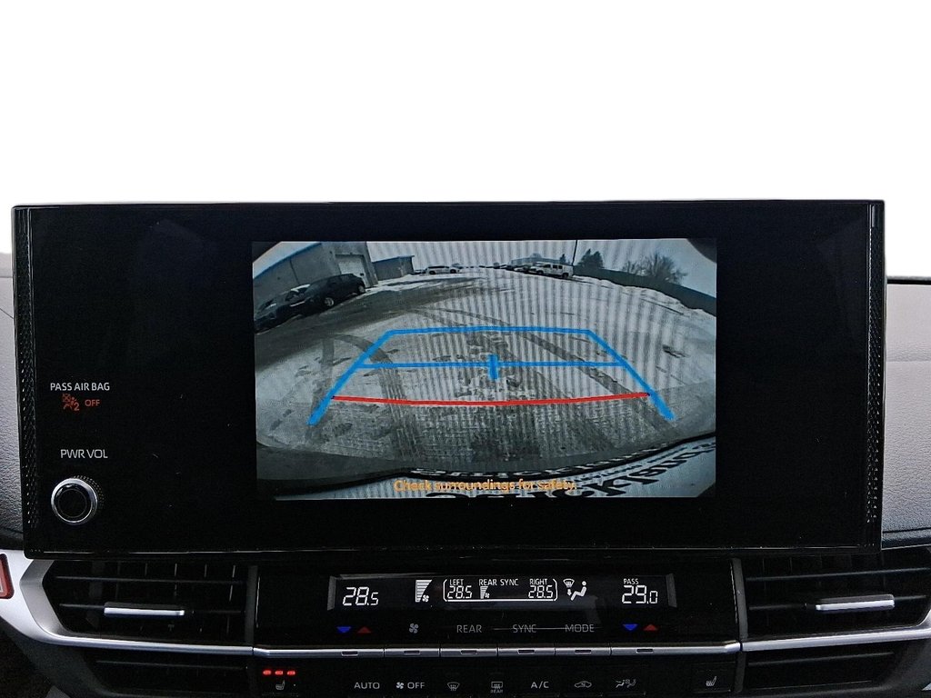 2025 Toyota Sienna Hybrid Sienna XLE 8-Pass in Stratford, Ontario - 19 - w1024h768px