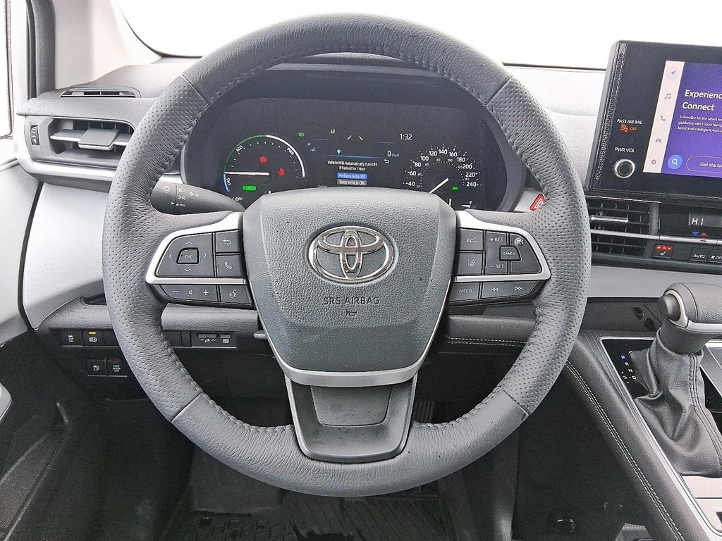2025 Toyota Sienna Hybrid Sienna XLE 8-Pass in Stratford, Ontario - 13 - w1024h768px