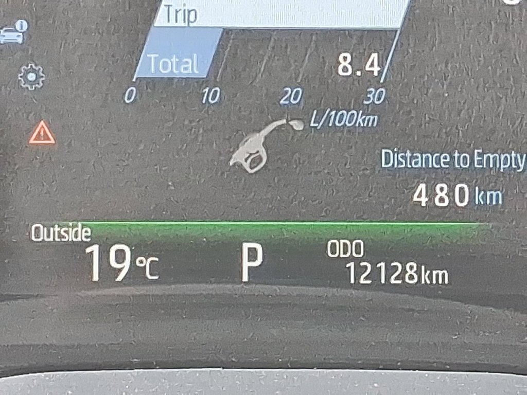 2025 Toyota Sienna Hybrid Sienna LE AWD 8-Pass in Stratford, Ontario - 14 - w1024h768px
